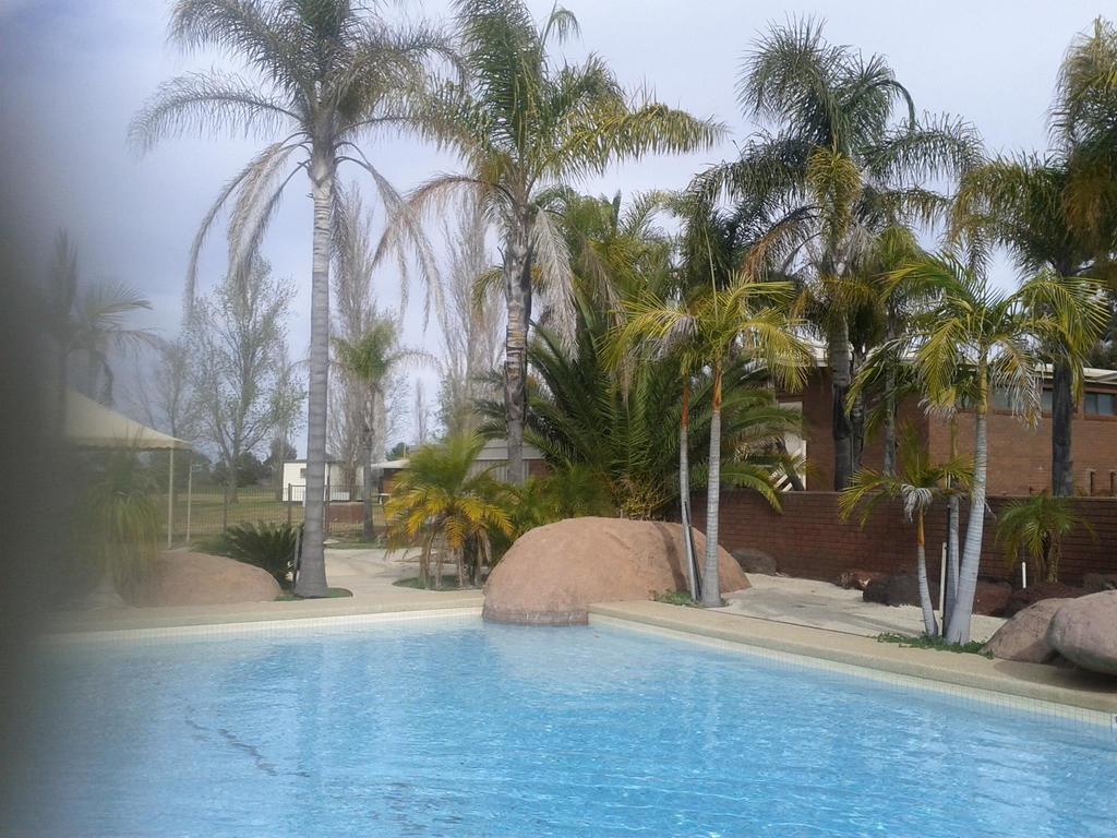 Hilltop Resort Swan Hill Exterior foto